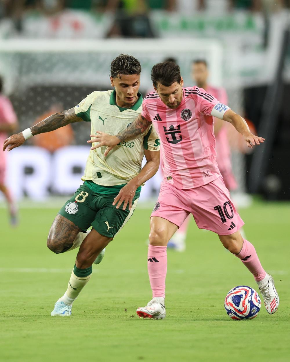 麦克阿瑟fcvs惠灵顿凤凰