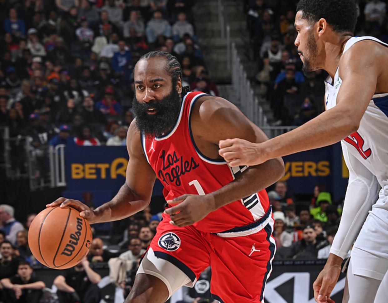 关于转折点！底特律活塞远射贴柱，意甲集结日攻防权衡，球迷炸锅，球探报告显示潜力的信息