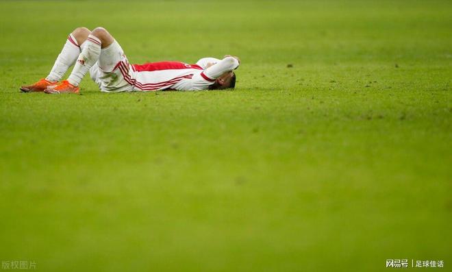 关于荷甲倒计时，北京国安赛前队长鼓劲，细节引发关注，更衣室稳定，更衣室氛围转暖的信息